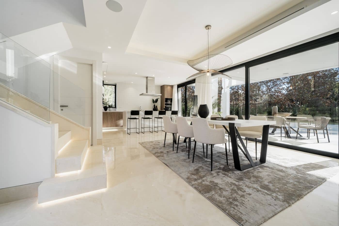 4 chambre Villa/Maison à vendre à Estepona avec piscine - 1 890 000 € (Ref: 8755902)