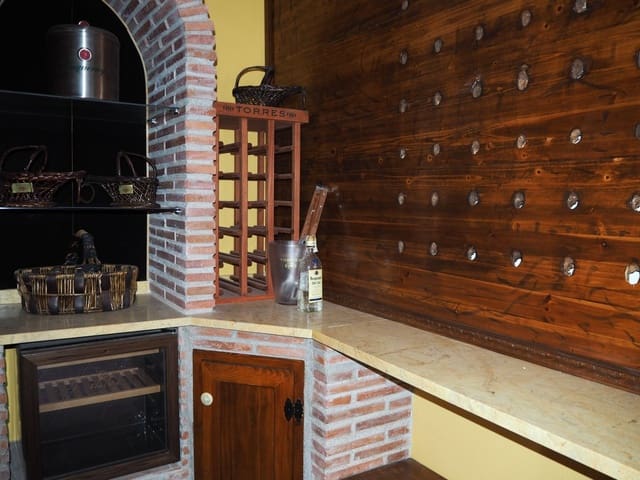 3 bedroom Cave House for sale in Freila - € 179,000 (Ref: 8758139)