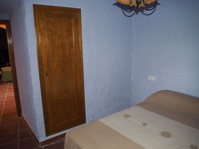 3 bedroom Cave House for sale in Freila - € 179,000 (Ref: 8758139)