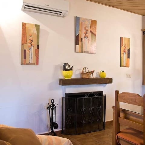 2 bedroom Cave House for sale in Cuevas del Campo - € 68,950 (Ref: 8758170)