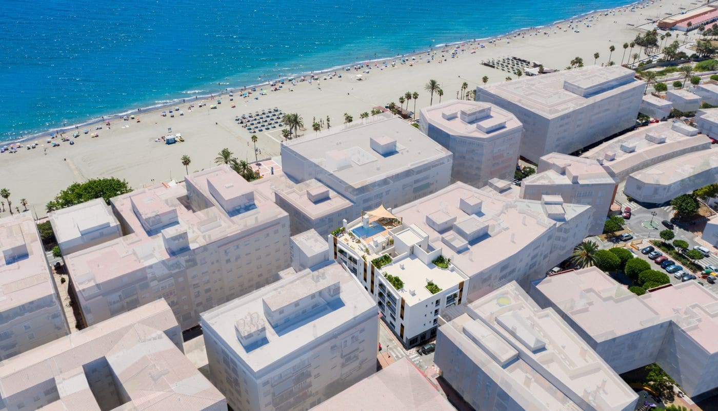 2 quarto Apartamento para venda em Estepona com piscina garagem - 570 000 € (Ref: 8758182)