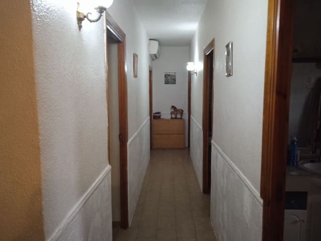 4 soveværelse Finca/Landehus til salg i Beas de Guadix - € 480.000 (Ref: 8758200)