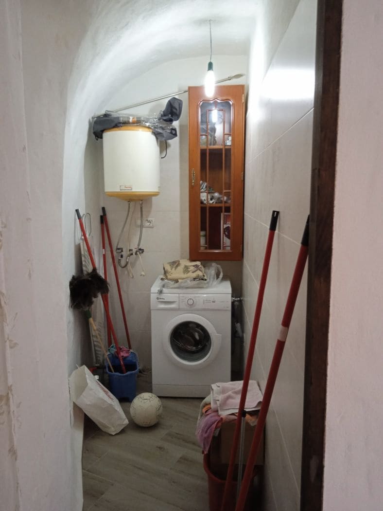 7 soveværelse Hulehus til salg i Cuevas del Campo - € 430.000 (Ref: 8758201)