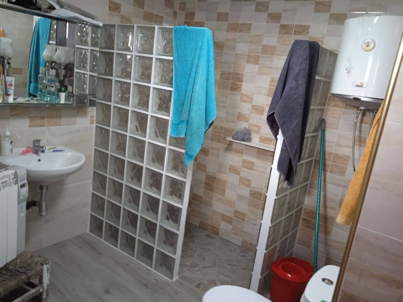 7 soveværelse Hulehus til salg i Cuevas del Campo - € 430.000 (Ref: 8758201)