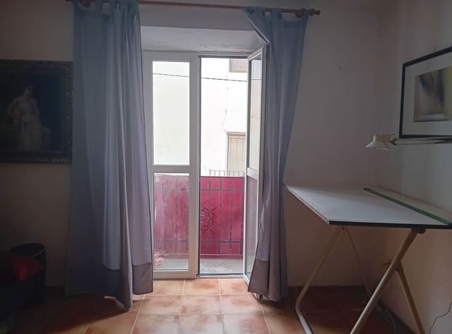 4 slaapkamer Rijtjeshuis te koop in Huéscar - € 85.000 (Ref: 8758213)