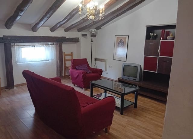 4 slaapkamer Rijtjeshuis te koop in Huéscar - € 85.000 (Ref: 8758213)