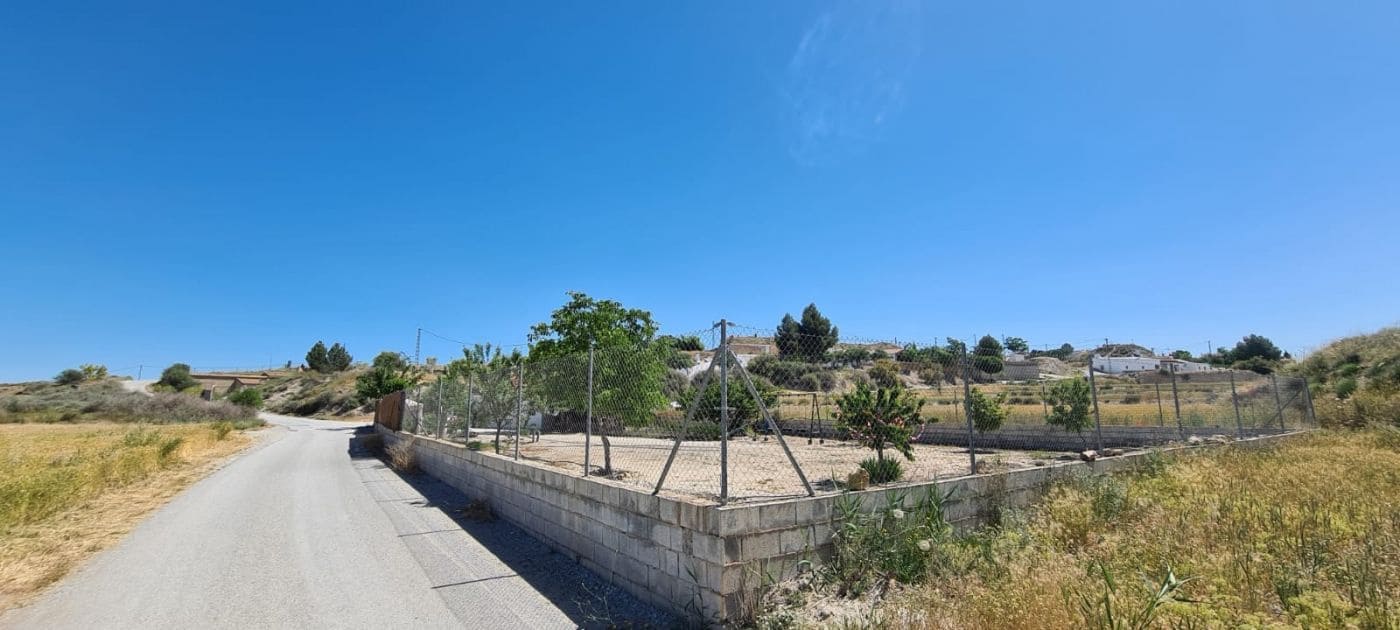 3 soveværelse Finca/Landehus til salg i Baza - € 143.900 (Ref: 8758232)