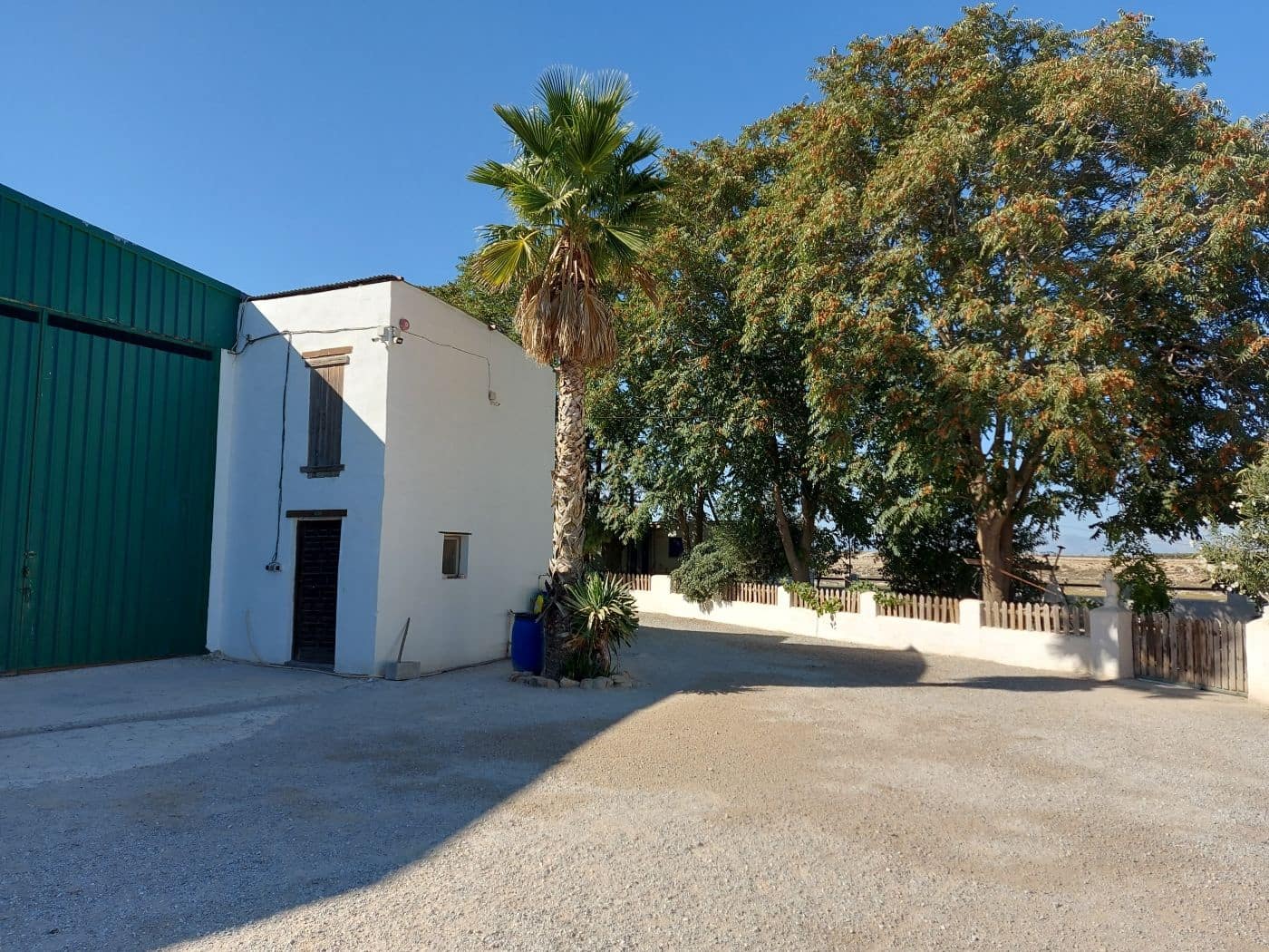 6 sypialnia Biznes na sprzedaż w Baza - 369 000 € (Ref: 8758236)