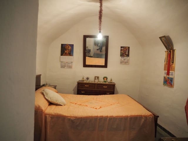 4 sypialnia Dom w skale na sprzedaż w Benamaurel - 129 500 € (Ref: 8758240)