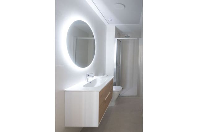 3 bedroom Apartment for sale in Pilar de la Horadada with pool - € 299,900 (Ref: 8758261)