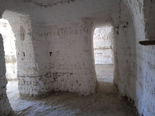 5 bedroom Cave House for sale in Benamaurel - € 37,630 (Ref: 8758272)