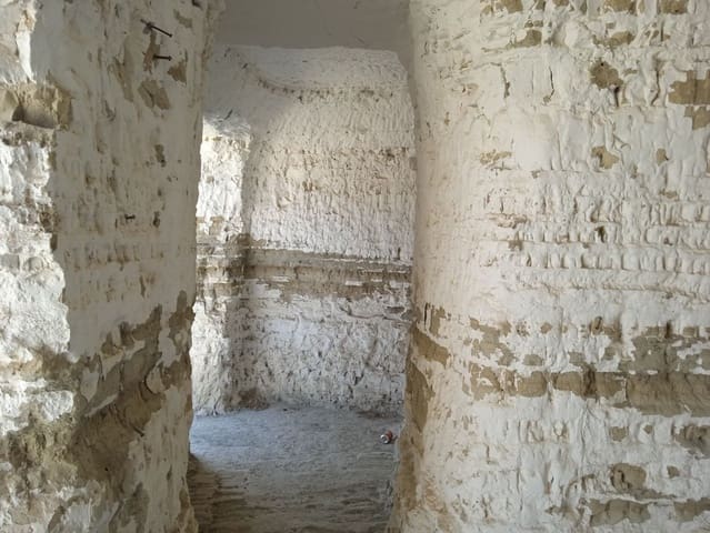 5 bedroom Cave House for sale in Benamaurel - € 37,630 (Ref: 8758272)