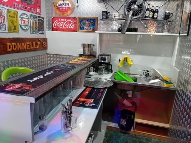 3 bedroom Business for sale in Baza - € 79,995 (Ref: 8758291)