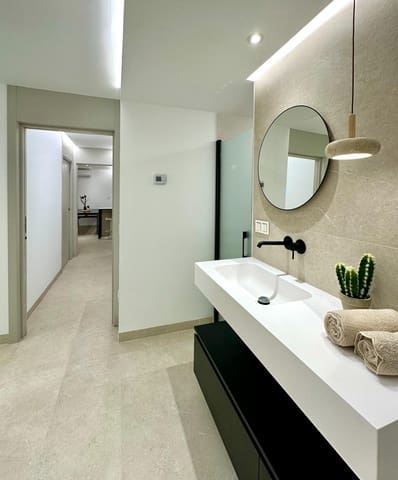 2 chambre Appartement à vendre à Marbella Centro, Marbella avec piscine garage - 850 000 € (Ref: 8783929)