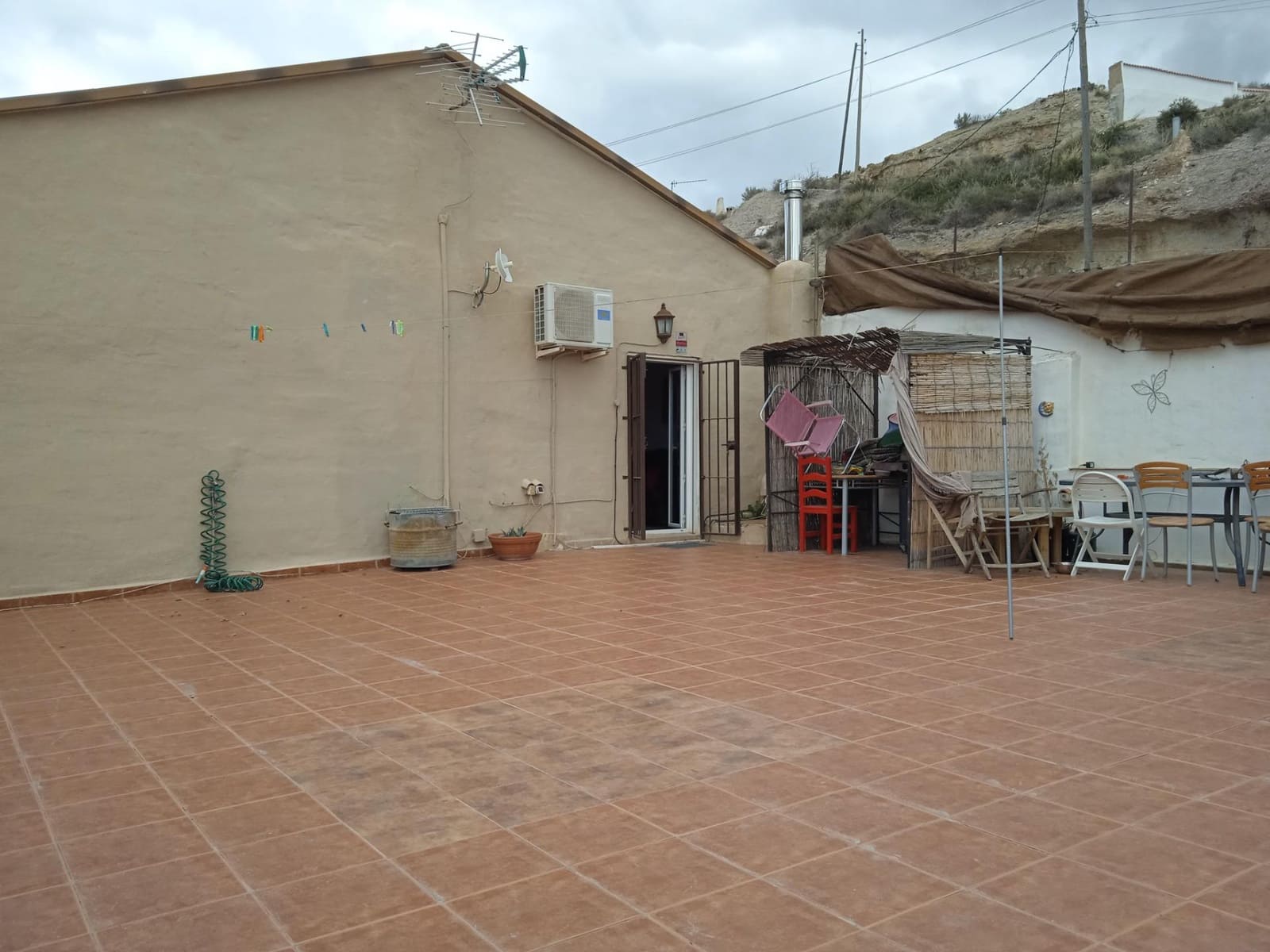 8 soveværelse Byhus til salg i Zujar - € 127.250 (Ref: 8815851)