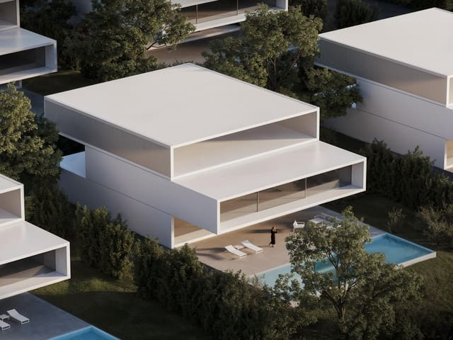 3 quarto Moradia para venda em Estepona com piscina - 1 400 000 € (Ref: 8838556)