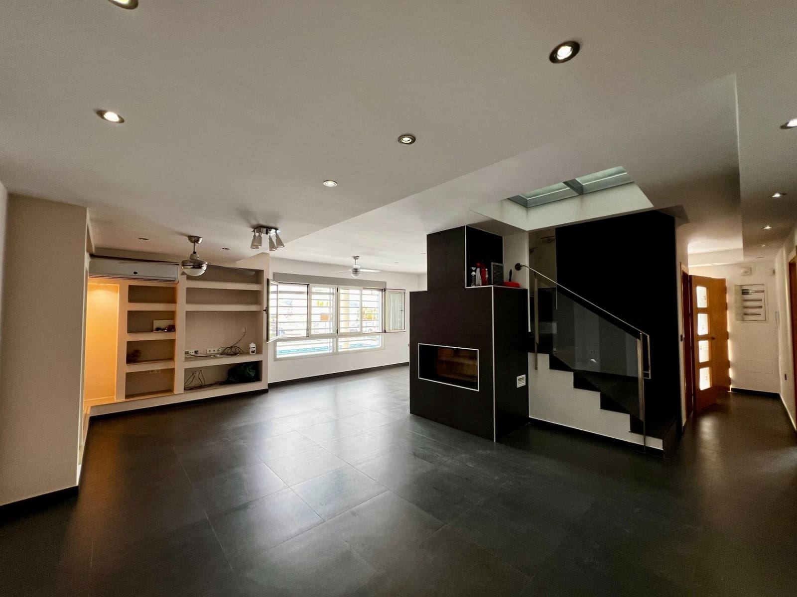 4 slaapkamer Villa te koop in Alamillo met zwembad garage - € 470.000 (Ref: 8847515)