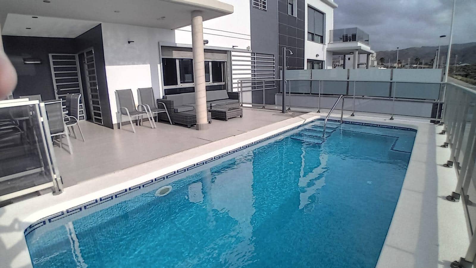 4 slaapkamer Villa te koop in Alamillo met zwembad garage - € 470.000 (Ref: 8847515)