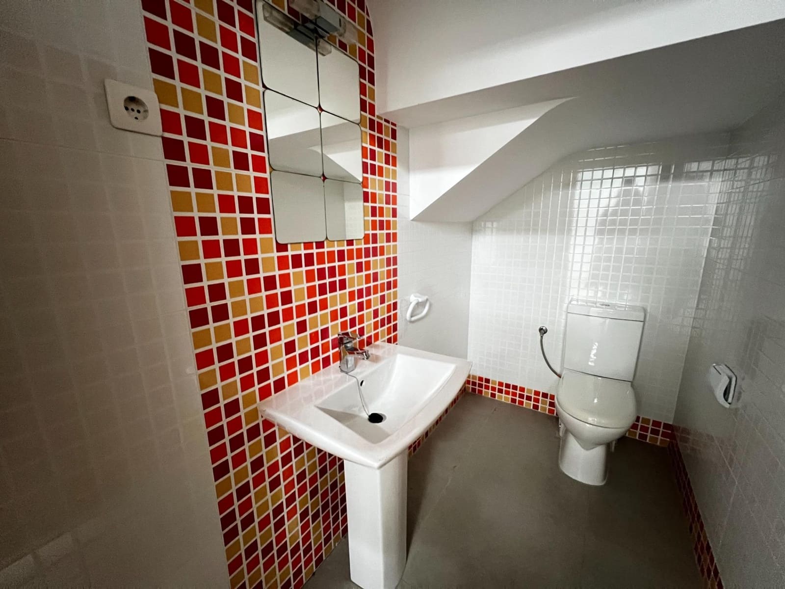 4 slaapkamer Villa te koop in Alamillo met zwembad garage - € 470.000 (Ref: 8847515)