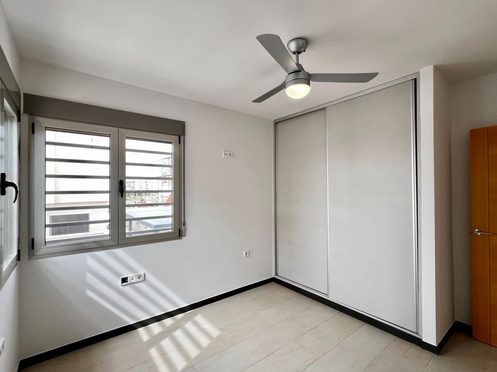 4 slaapkamer Villa te koop in Alamillo met zwembad garage - € 470.000 (Ref: 8847515)