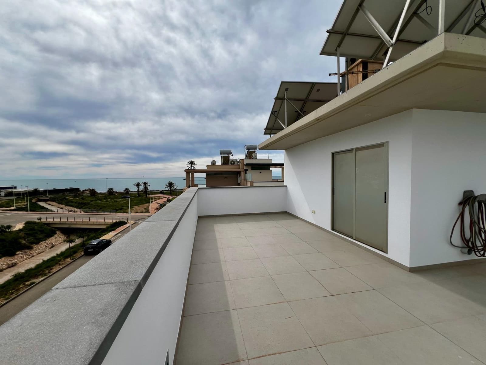 4 slaapkamer Villa te koop in Alamillo met zwembad garage - € 470.000 (Ref: 8847515)