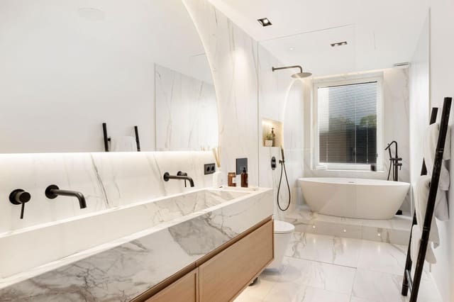 4 soverom Rekkehus til salgs i Golden Mile, Marbella med svømmebasseng - € 1 899 000 (Ref: 8905642)