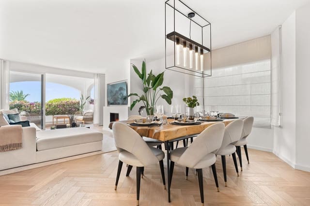 4 soverom Rekkehus til salgs i Golden Mile, Marbella med svømmebasseng - € 1 899 000 (Ref: 8905642)