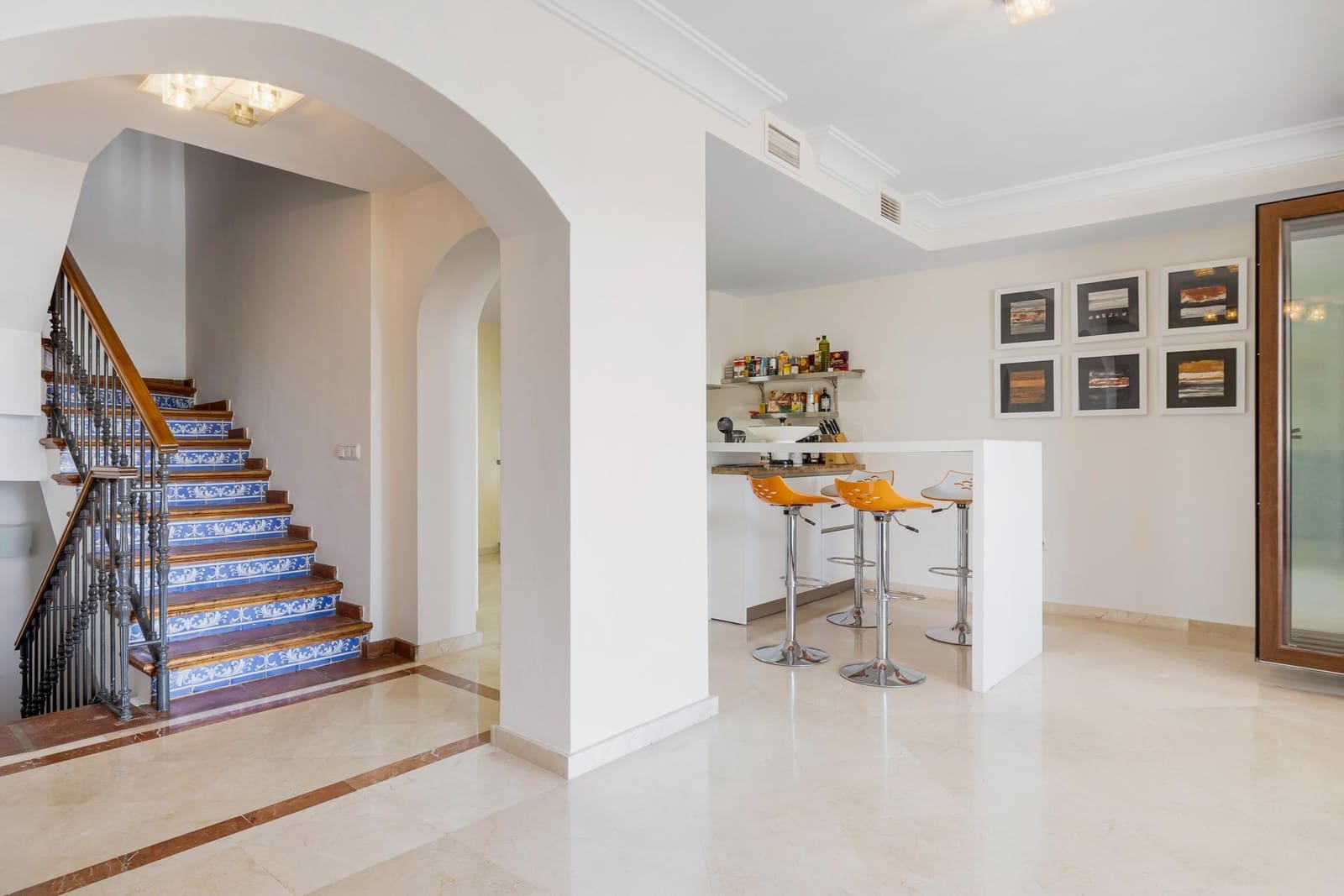 5 slaapkamer Huis te koop in Benahavis met zwembad garage - € 1.095.000 (Ref: 8941226)