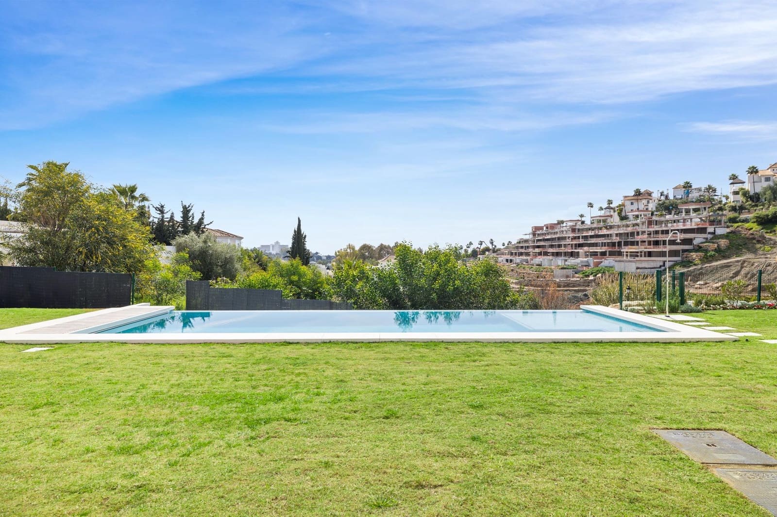 4 makuuhuone Huvila myytävänä paikassa Benahavis mukana 
autotalli - 3 485 000 € (Ref: 8949014)