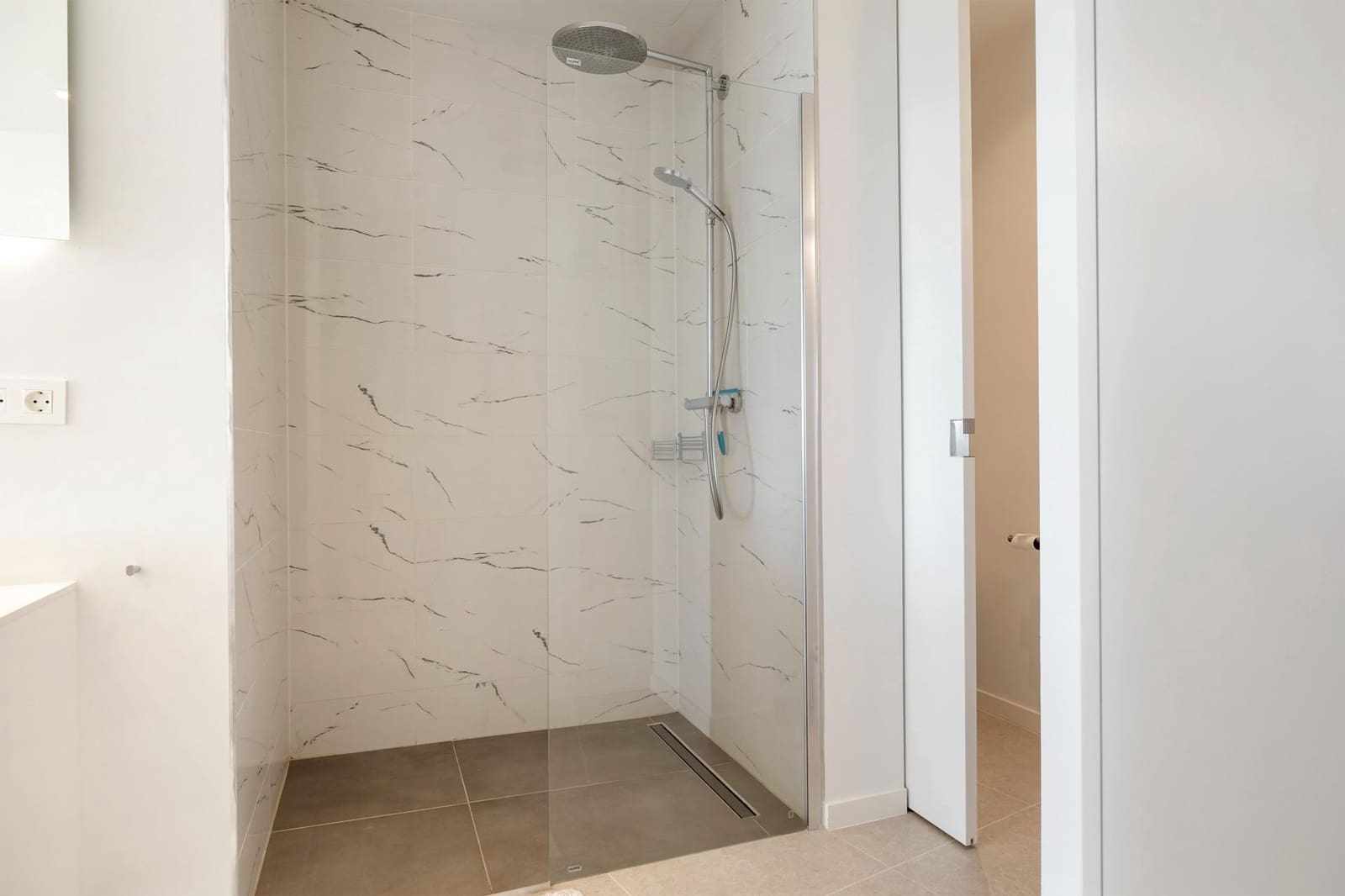 Chalet de 5 habitaciones en Benahavís en venta con piscina garaje - 4.950.000 € (Ref: 8949016)