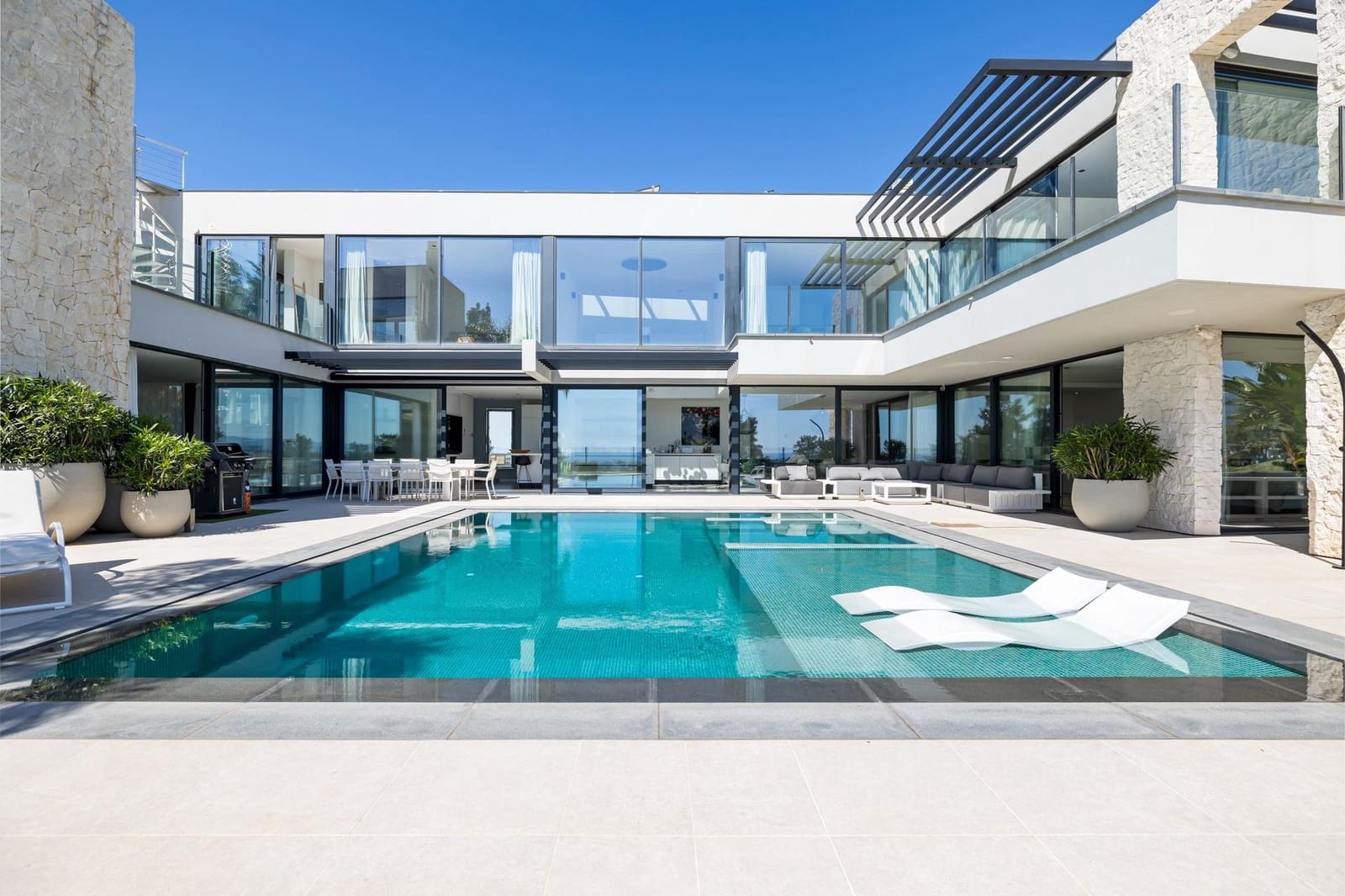 Chalet de 5 habitaciones en Benahavís en venta con piscina garaje - 4.950.000 € (Ref: 8949016)