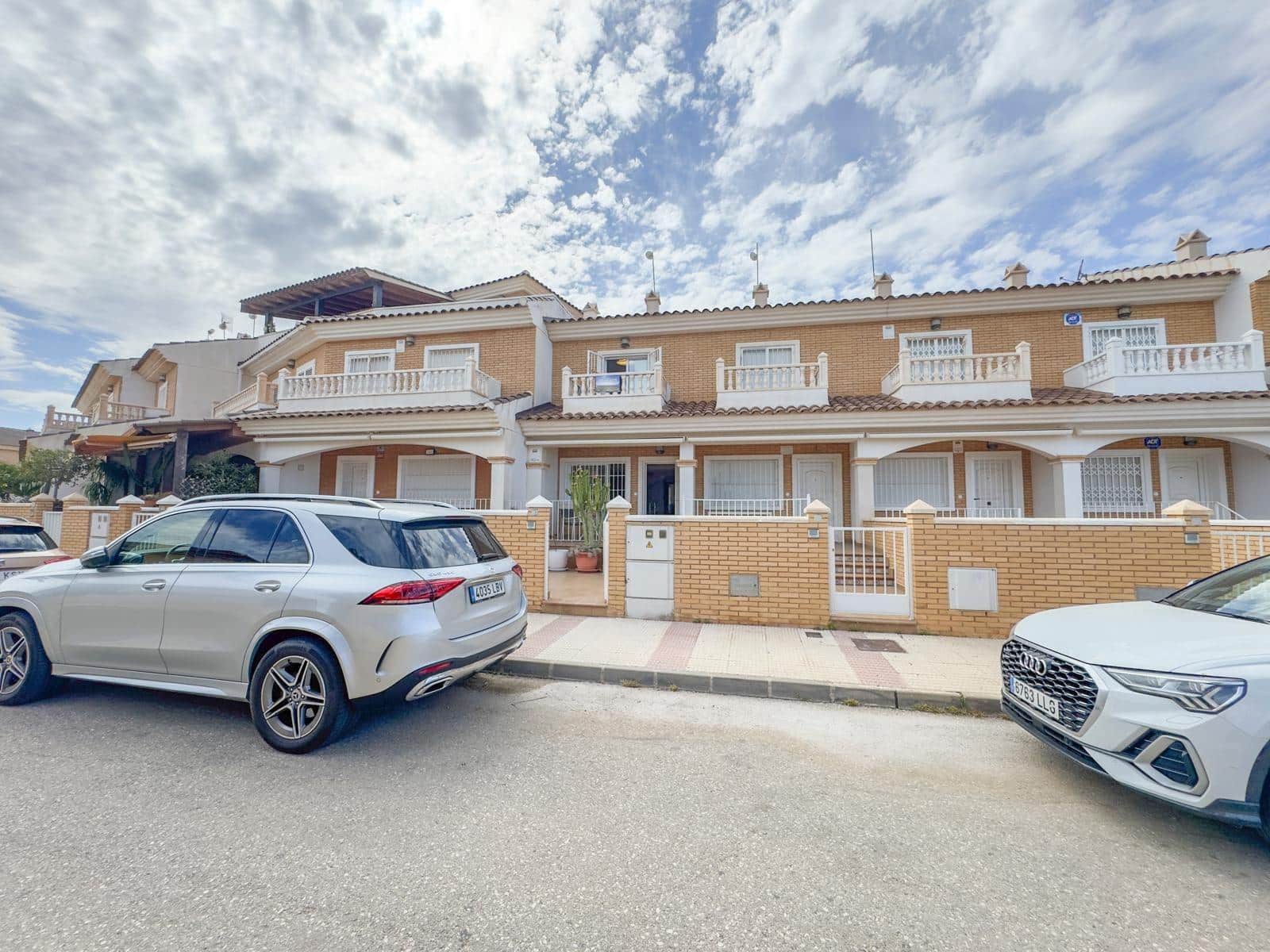 3 slaapkamer Appartement te koop in Los Narejos met garage - € 309.500 (Ref: 8979210)