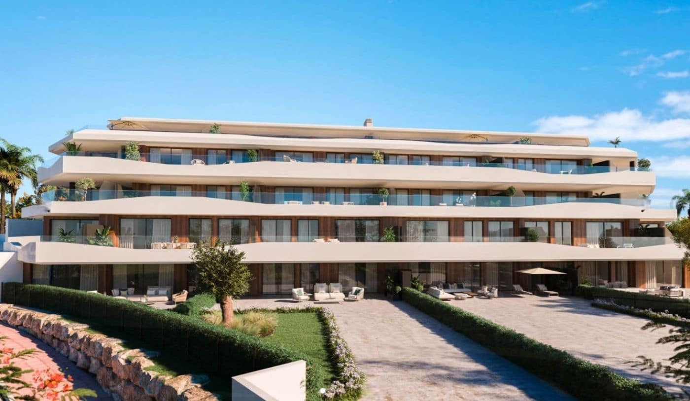 3 bedroom Apartment for sale in Fuengirola with pool garage - € 989,900 (Ref: 9012831)