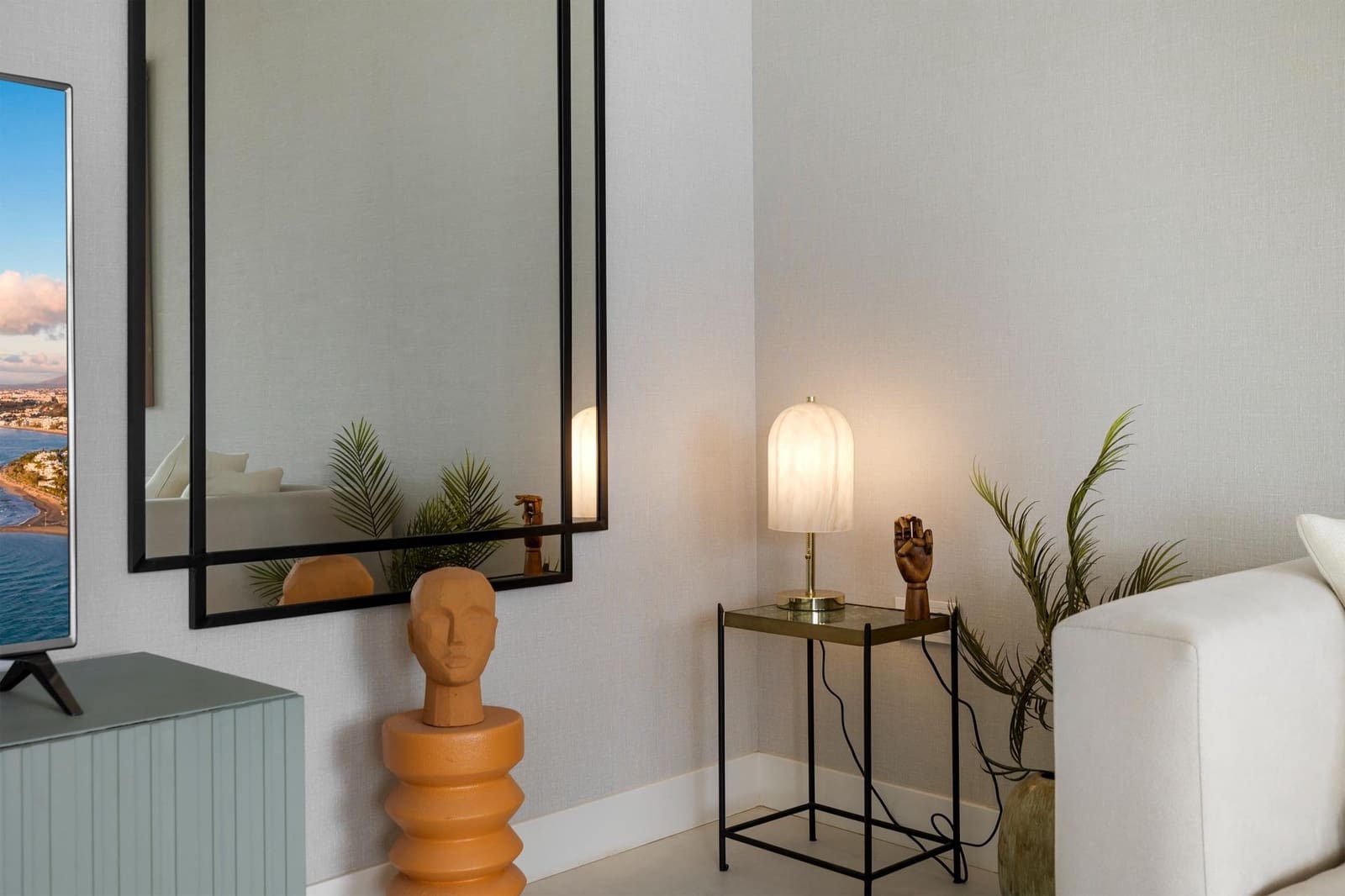 3 sovrum Lägenhet till salu i Estepona med pool garage - 1 390 000 € (Ref: 9089830)