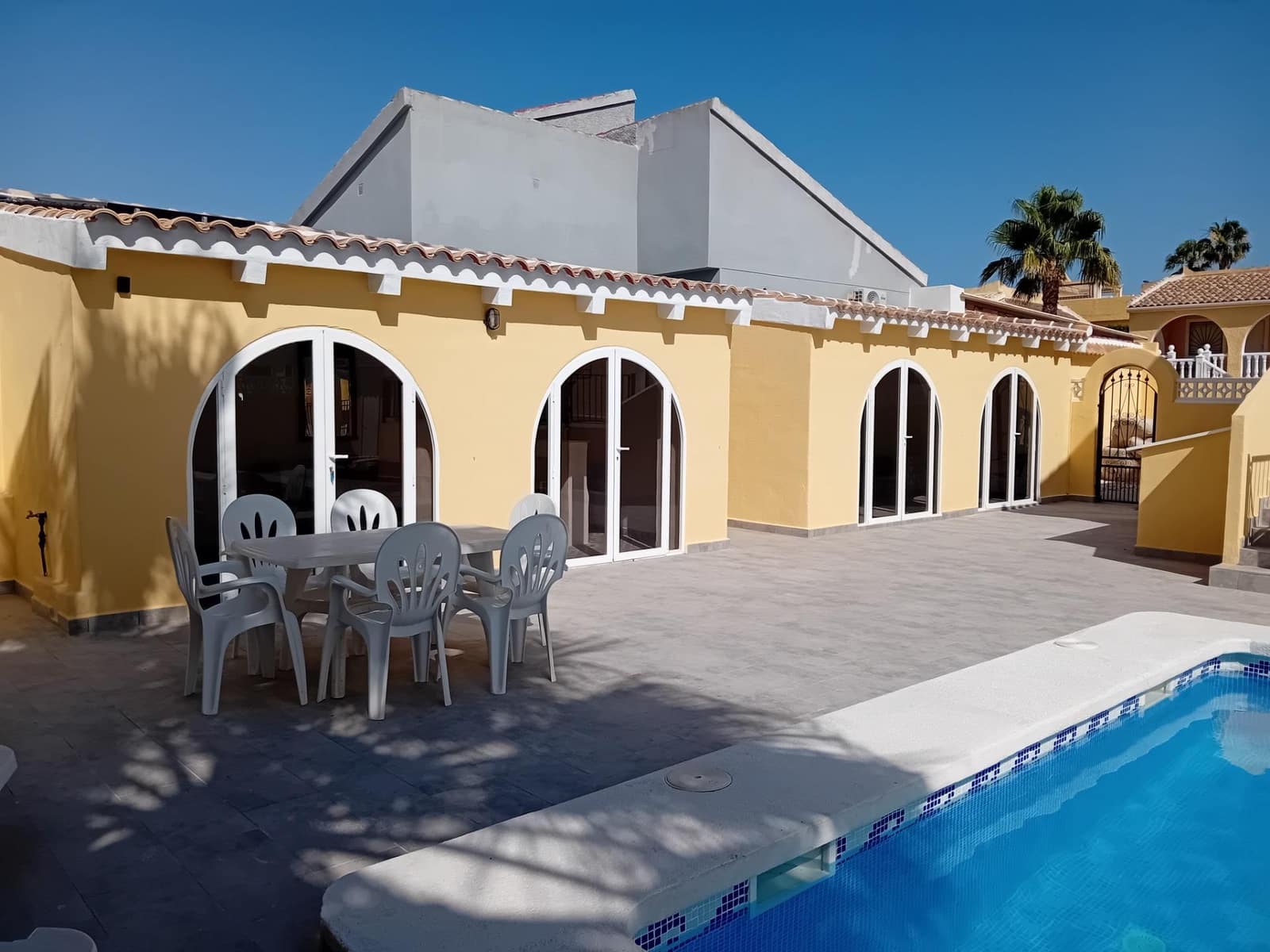 3 soveværelse Villa til salg i Camposol med swimmingpool - € 295.000 (Ref: 9096077)