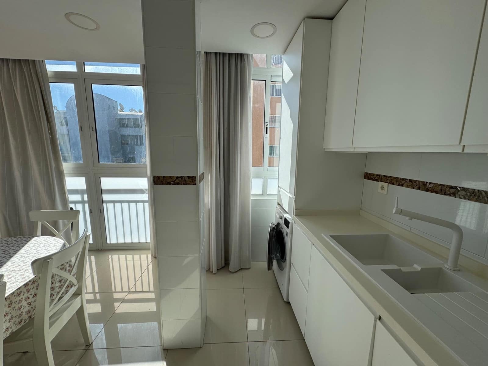 4 soveværelse Lejlighed til salg i Fuengirola - € 595.000 (Ref: 9102925)