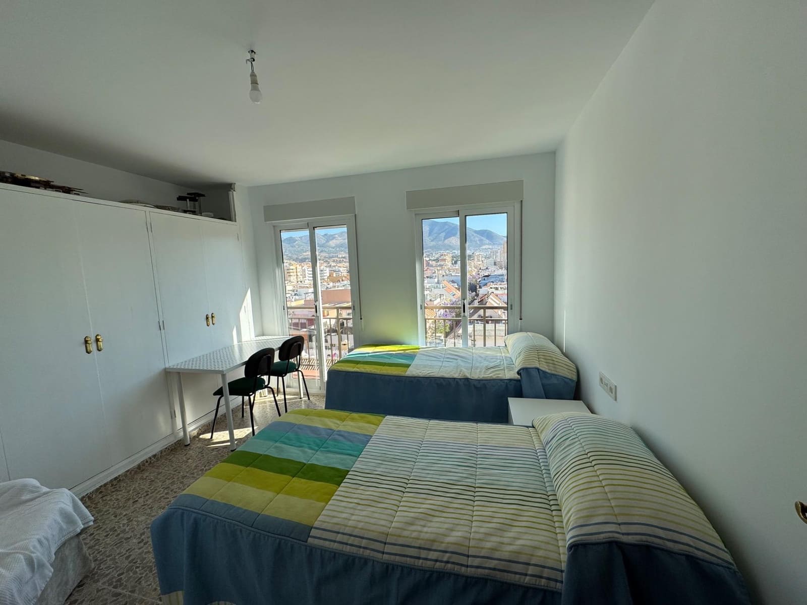 4 soveværelse Lejlighed til salg i Fuengirola - € 595.000 (Ref: 9102925)