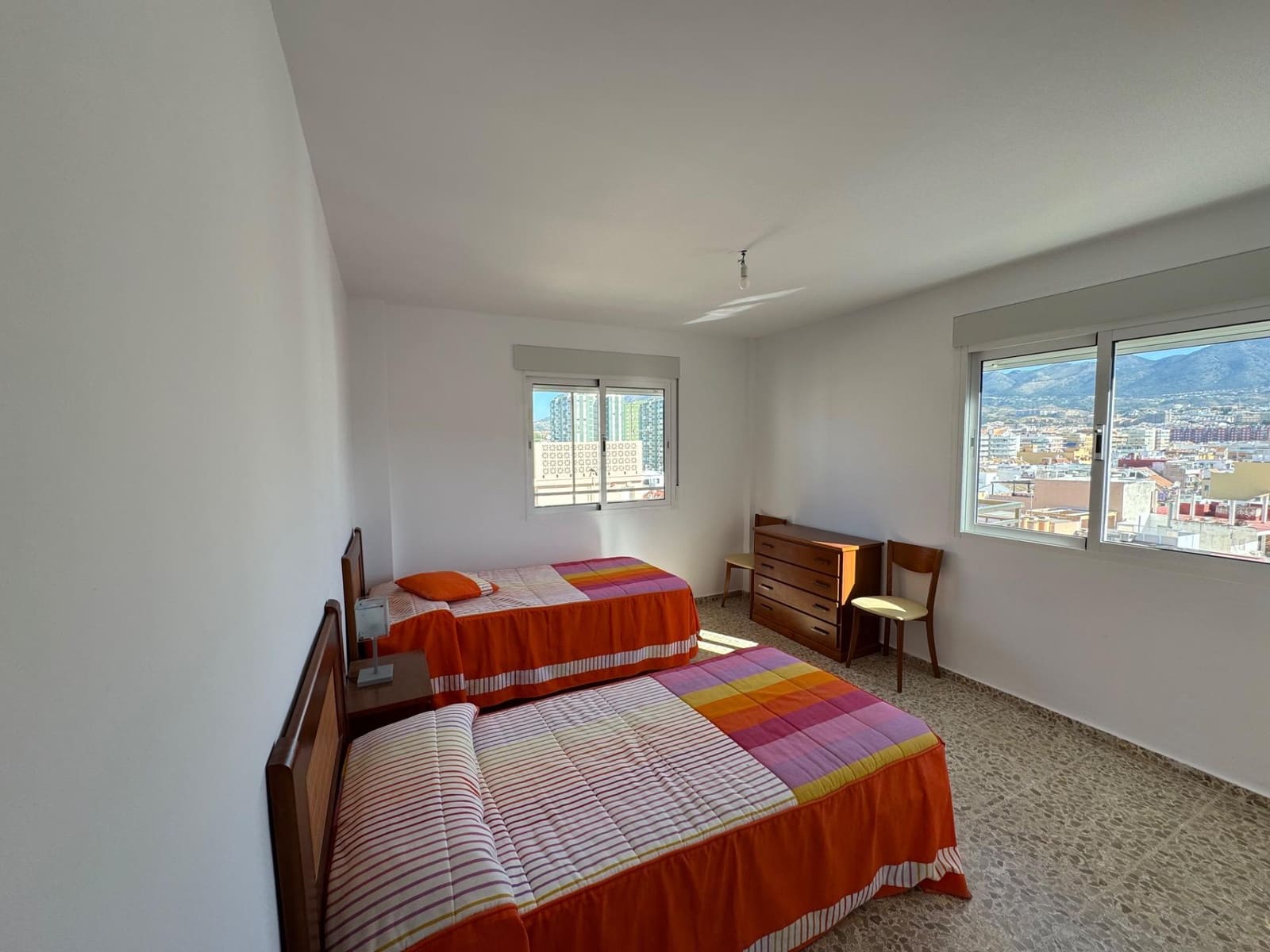 4 soveværelse Lejlighed til salg i Fuengirola - € 595.000 (Ref: 9102925)