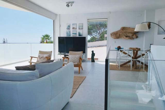 3 bedroom Villa for sale in Marbella with pool garage - € 1,595,000 (Ref: 9112378)