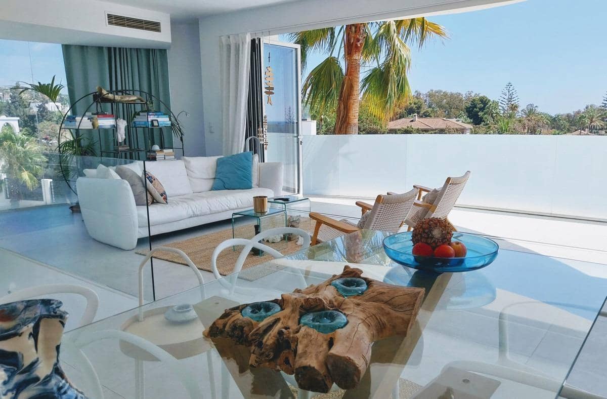 3 bedroom Villa for sale in Marbella with pool garage - € 1,595,000 (Ref: 9112378)