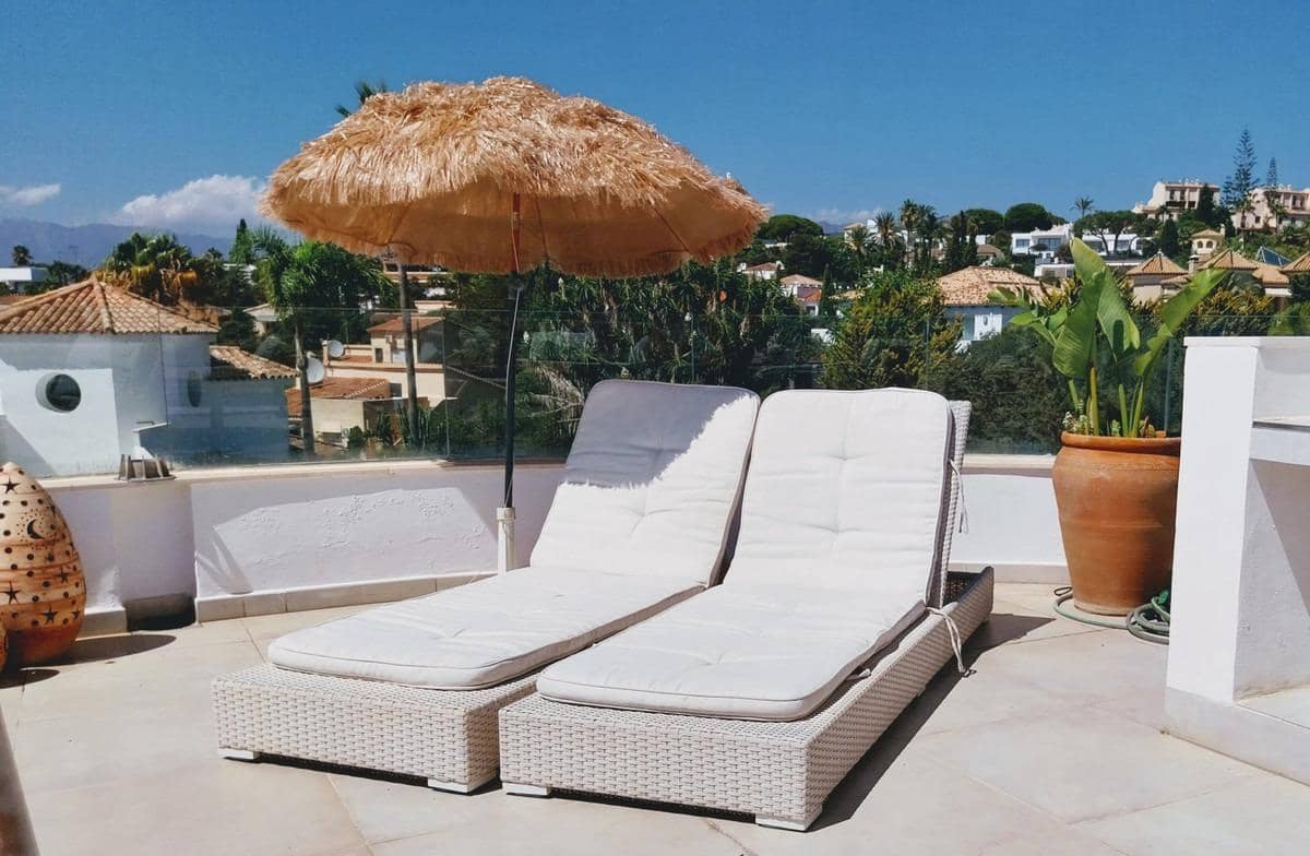 3 bedroom Villa for sale in Marbella with pool garage - € 1,595,000 (Ref: 9112378)