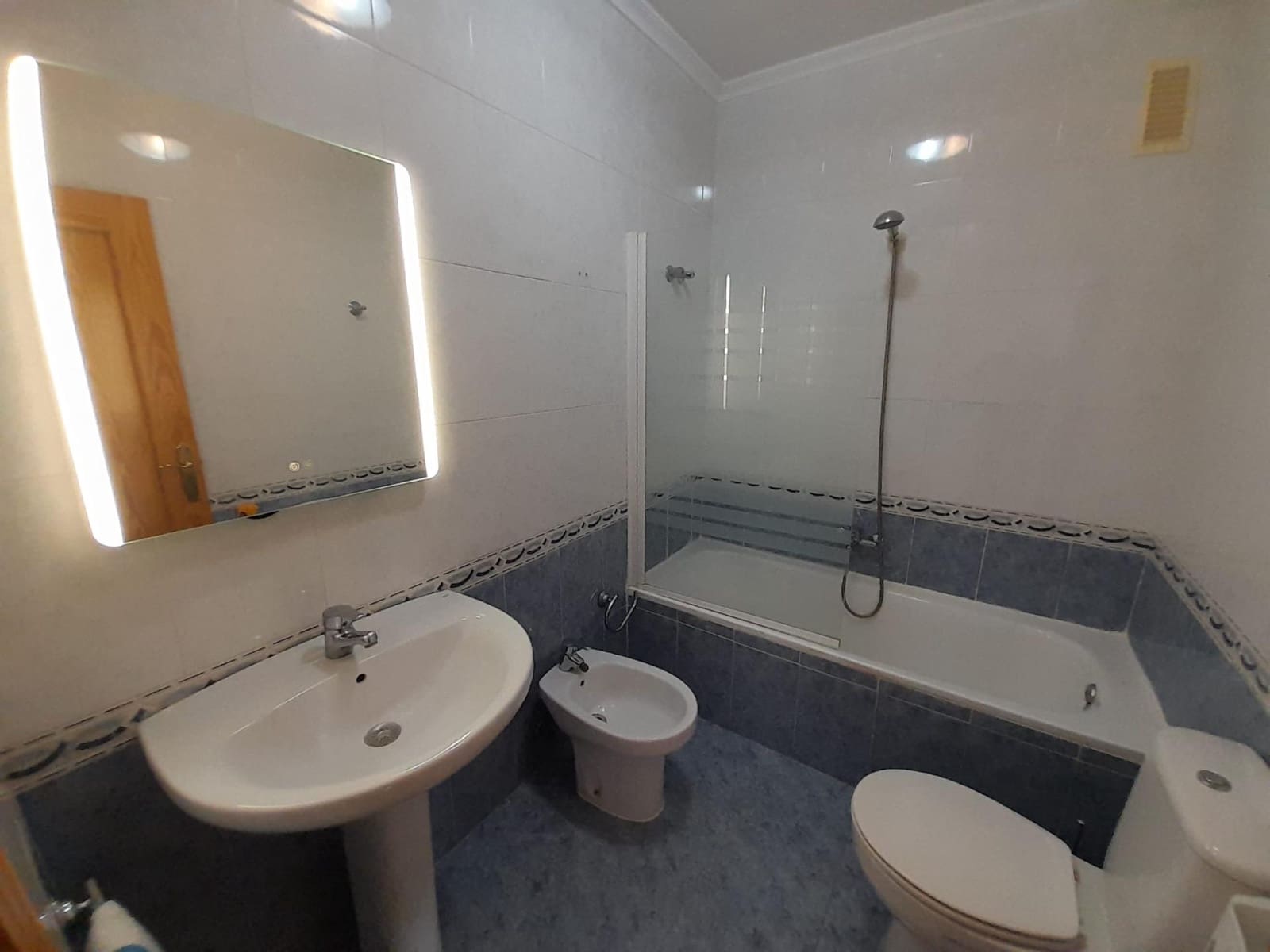 Apartamento de 3 habitaciones en Puerto de Mazarron en venta - 135.000 € (Ref: 9128281)