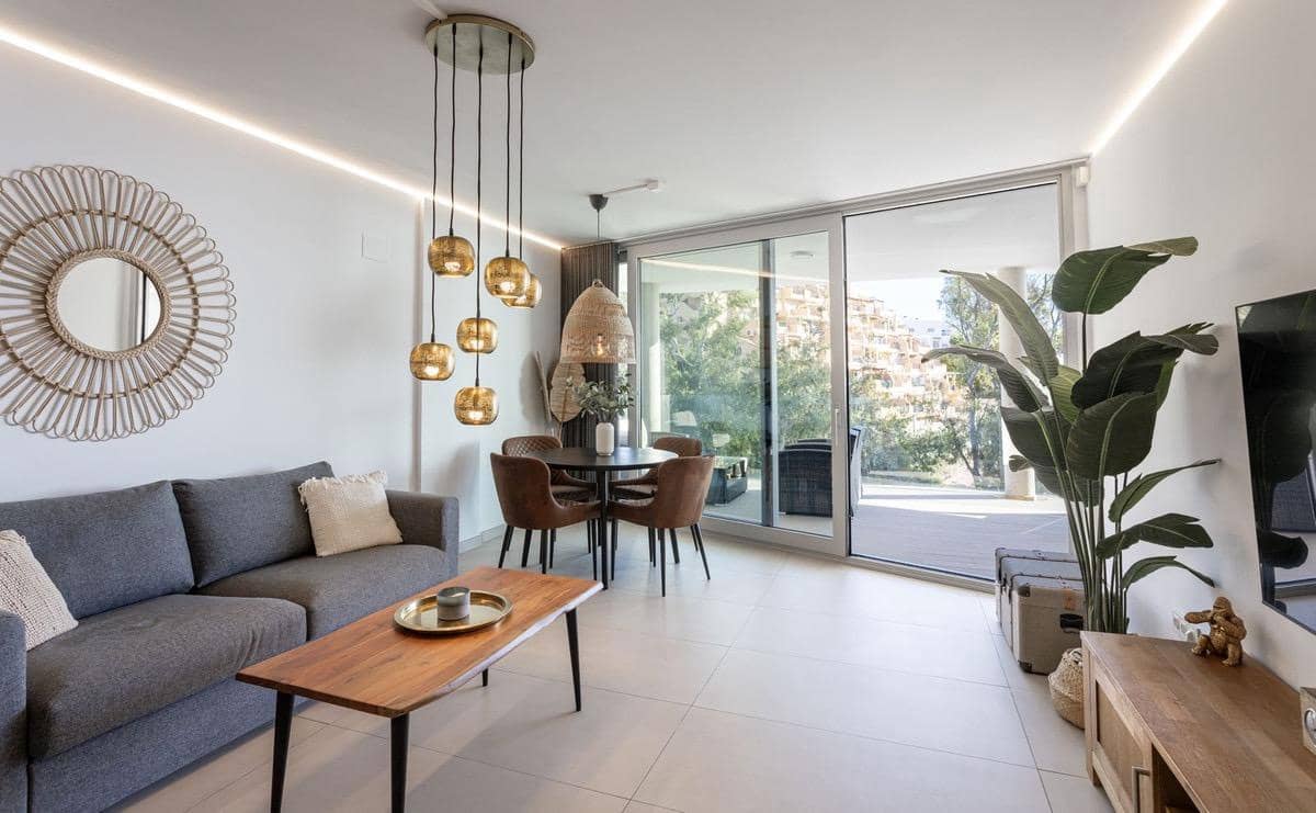 2 soveværelse Lejlighed til salg i Carvajal med swimmingpool garage - € 620.000 (Ref: 9165814)