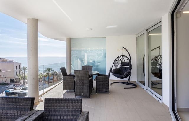 2 slaapkamer Appartement te koop in Carvajal, Fuengirola met zwembad garage - € 620.000 (Ref: 9165814)