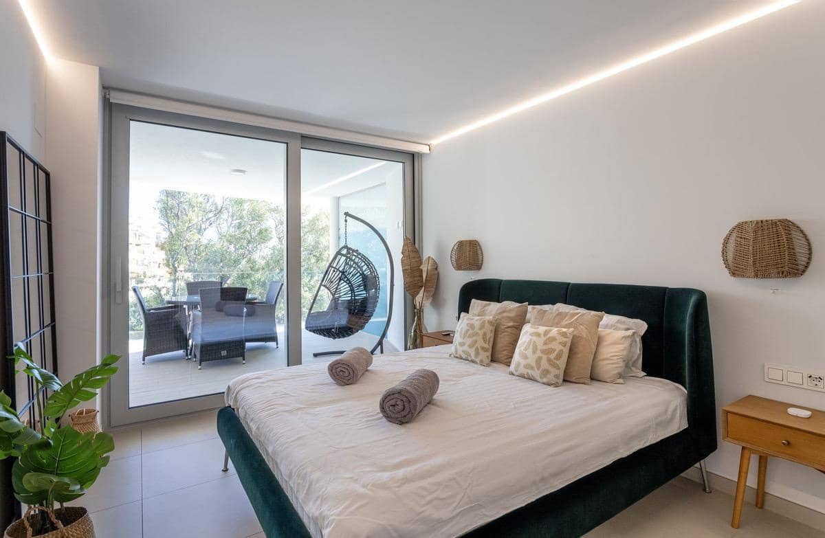 2 soveværelse Lejlighed til salg i Carvajal med swimmingpool garage - € 620.000 (Ref: 9165814)