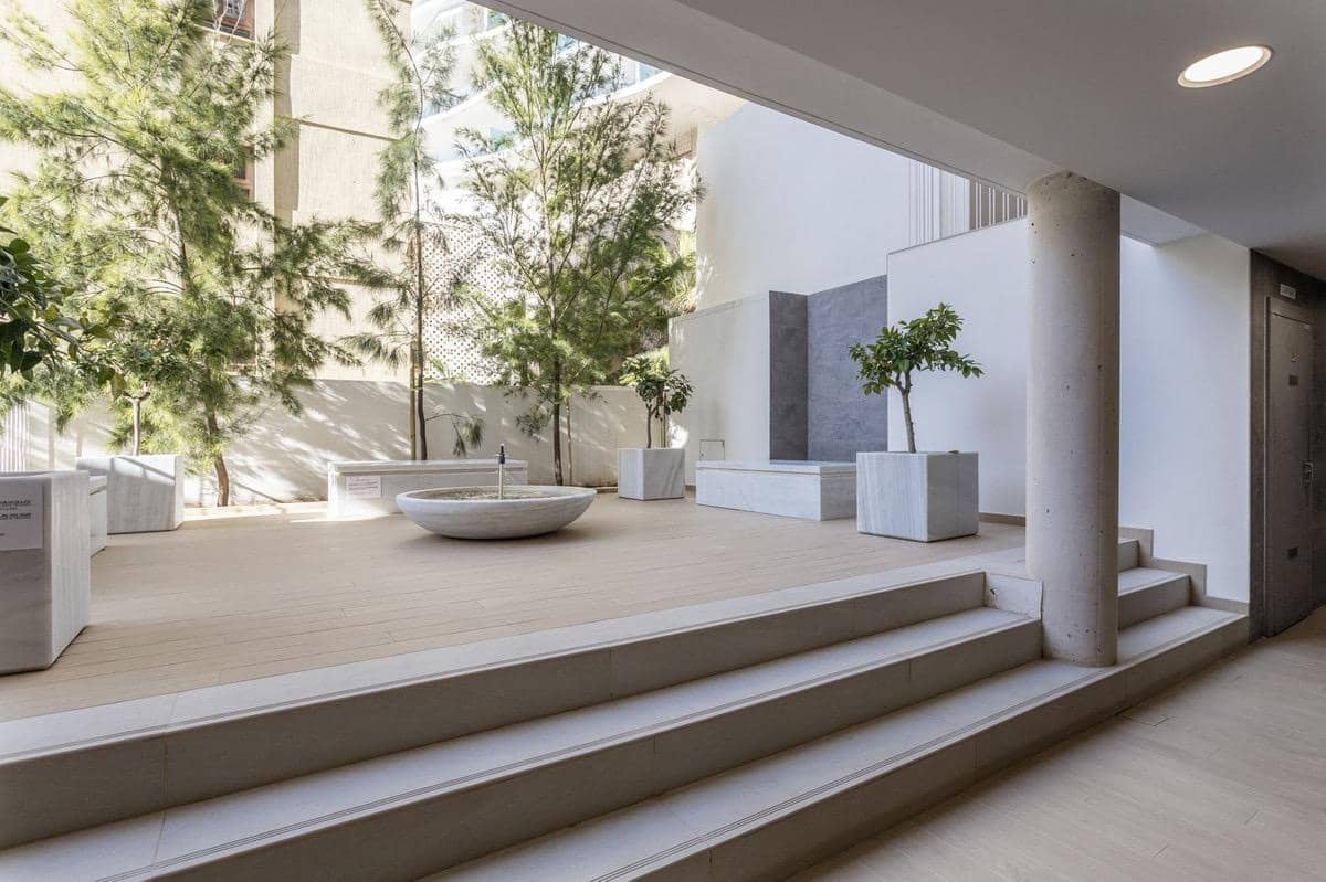 2 soveværelse Lejlighed til salg i Carvajal med swimmingpool garage - € 620.000 (Ref: 9165814)