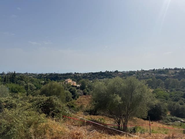 4 sovrum Villa till salu i Selwo, Estepona med pool garage - 1 310 000 € (Ref: 9169564)