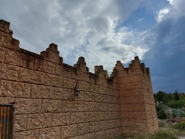 Business for sale in Freila - € 200,000 (Ref: 9255315)