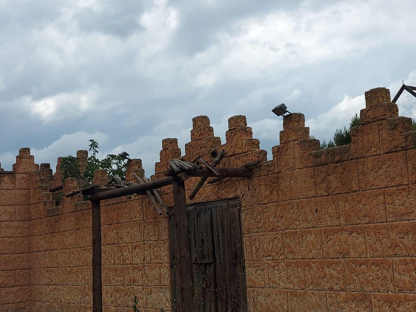 Business for sale in Freila - € 200,000 (Ref: 9255315)