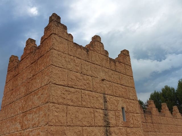 Business for sale in Freila - € 200,000 (Ref: 9255315)